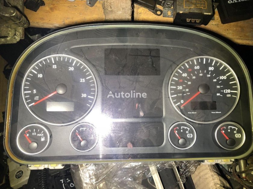 Щиток приборов ман ТГЛ