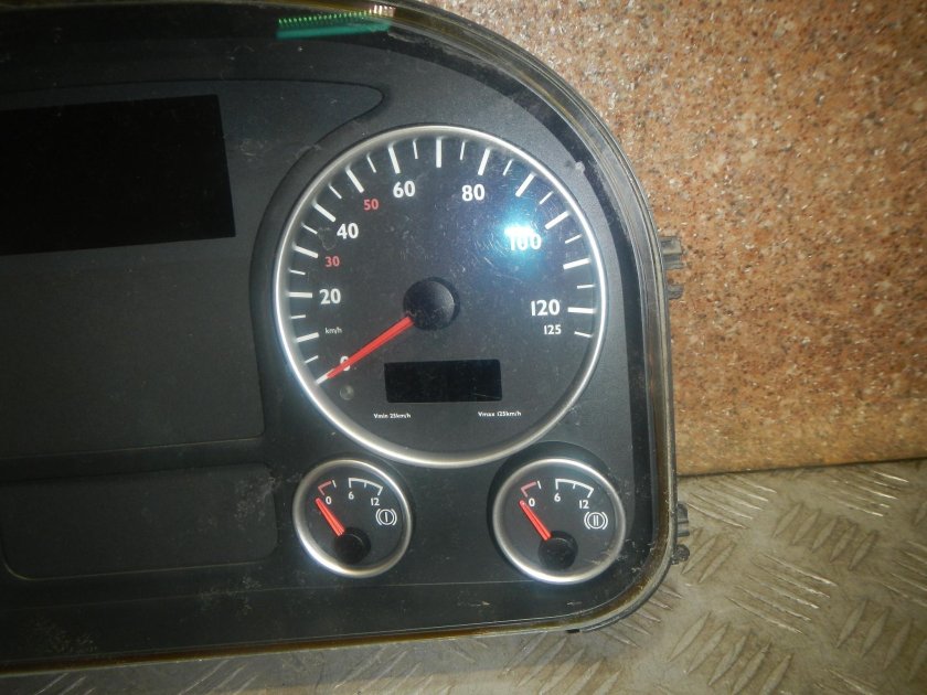 Щиток приборов ман тгс