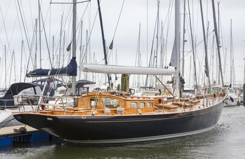 Парусная яхта Барыня