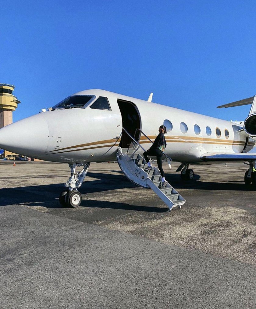 Прайват Джет