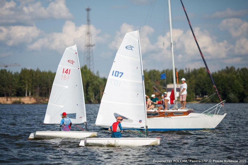 Швертбот ракета 270