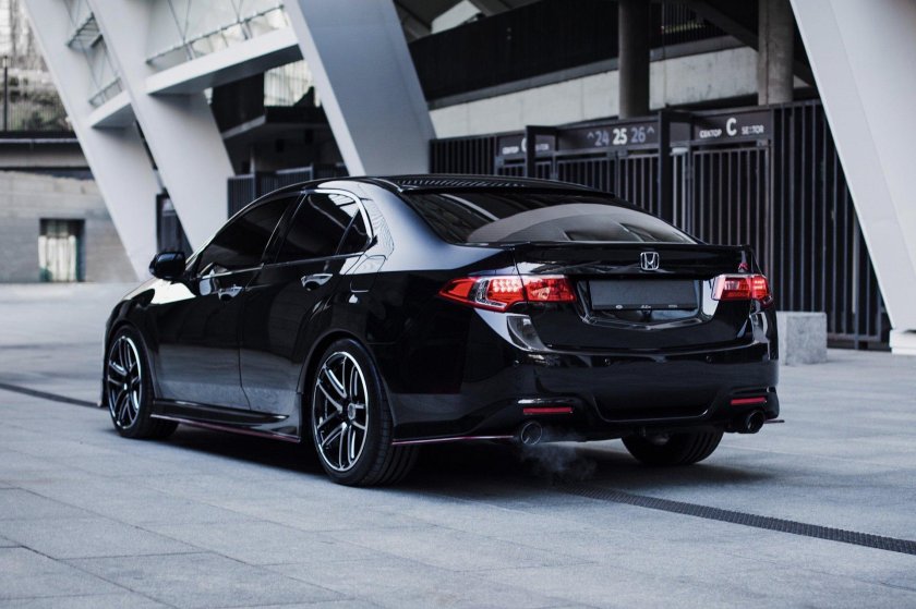 Honda Accord 9 Type s