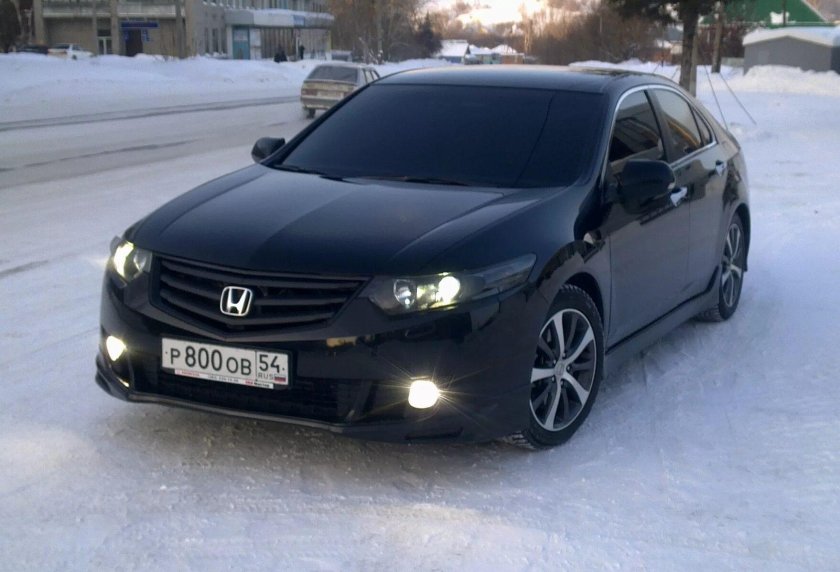 Хонда Аккорд 8 черный