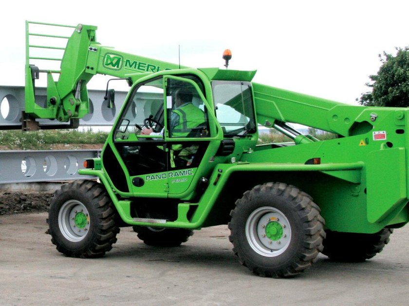 Погрузчик телескопический