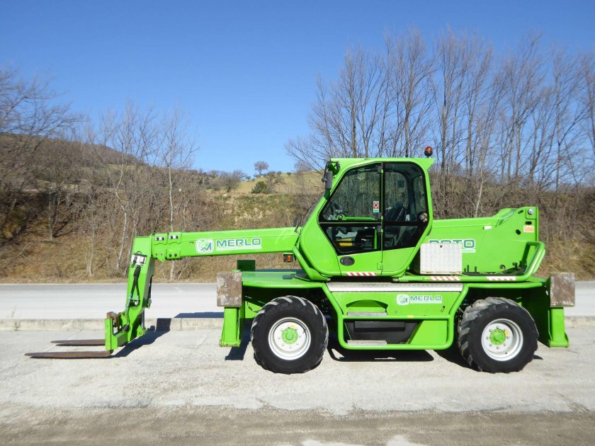 Погрузчик телескопический