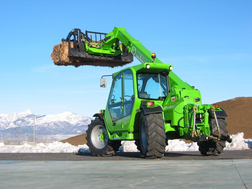 Телескопический погрузчик Мерло