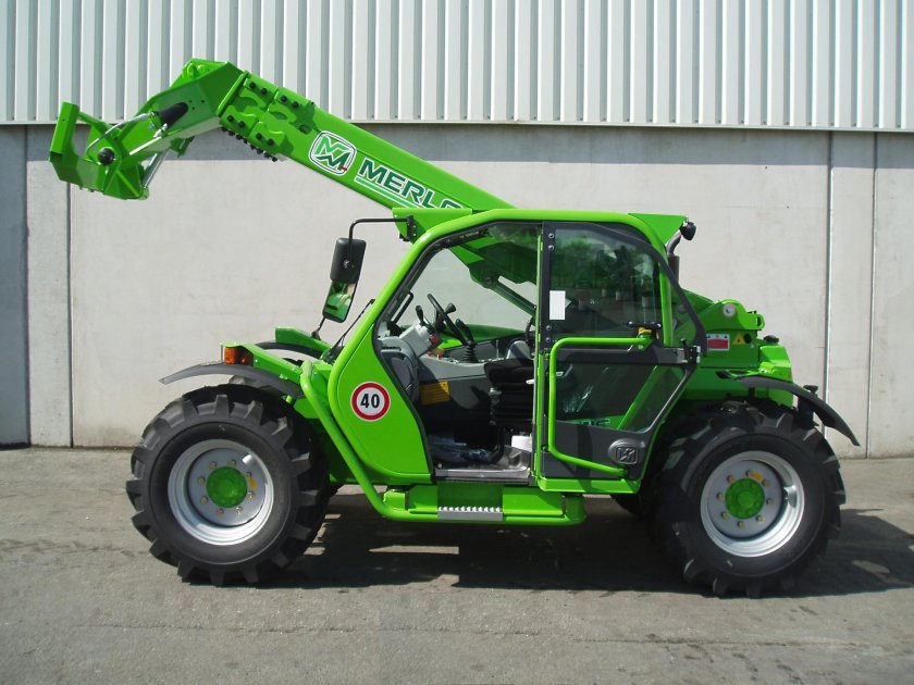 Merlo телескопический погрузчик