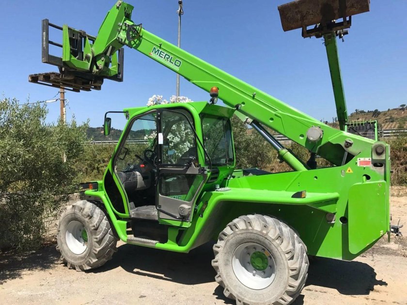 Погрузчик Merlo p12010hmee