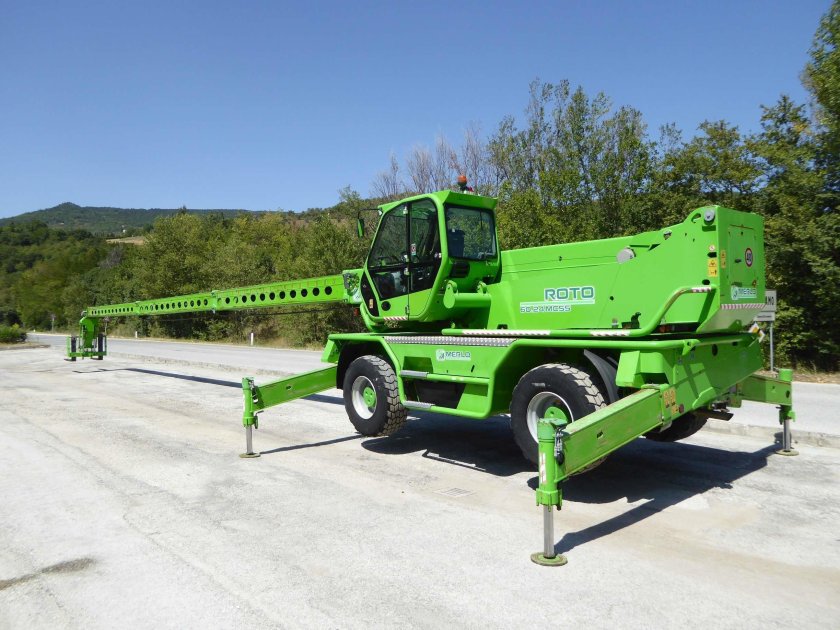 Погрузчик Merlo Roto 45.21