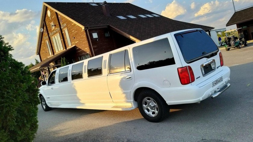 Вип лимузин