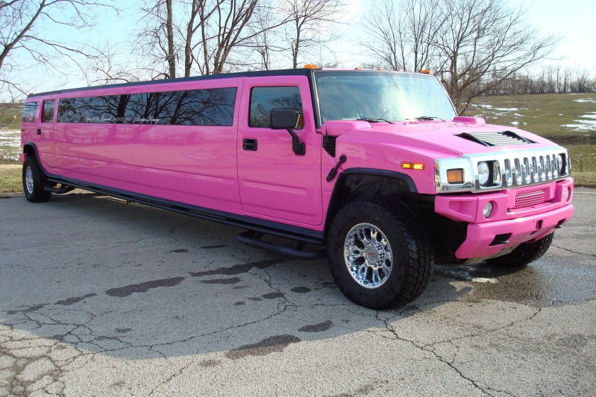 Hummer h2 лимузин Pink