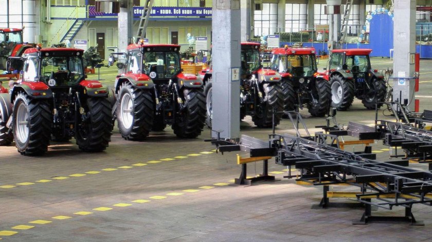 Трактор КАМАЗ