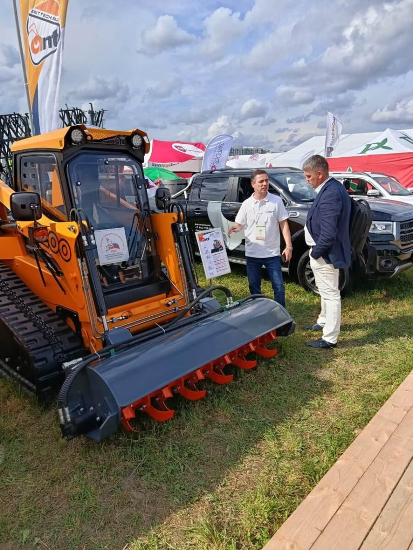 Самоходный мульчер