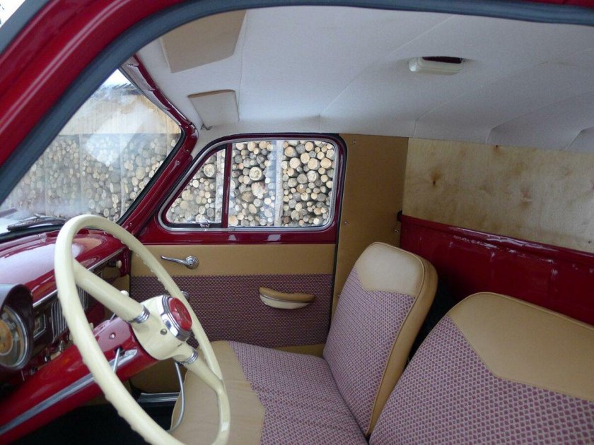 Москвич 407 белый салон