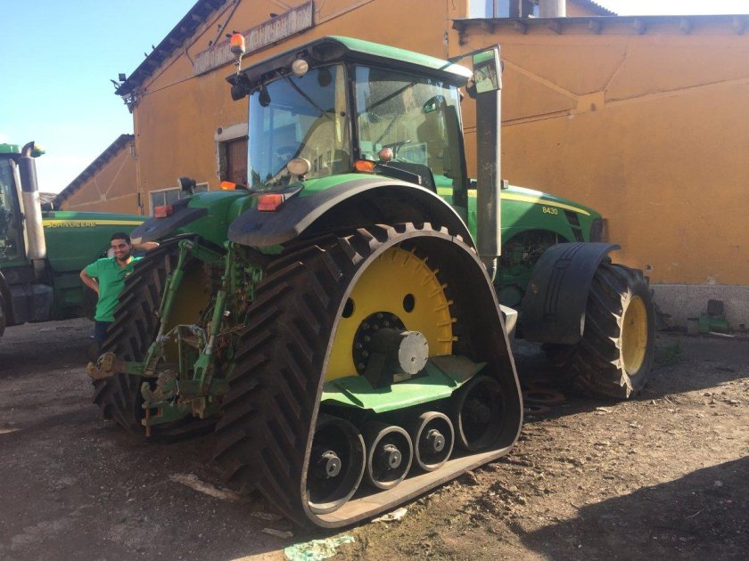 Кировец на гусеничном ходу