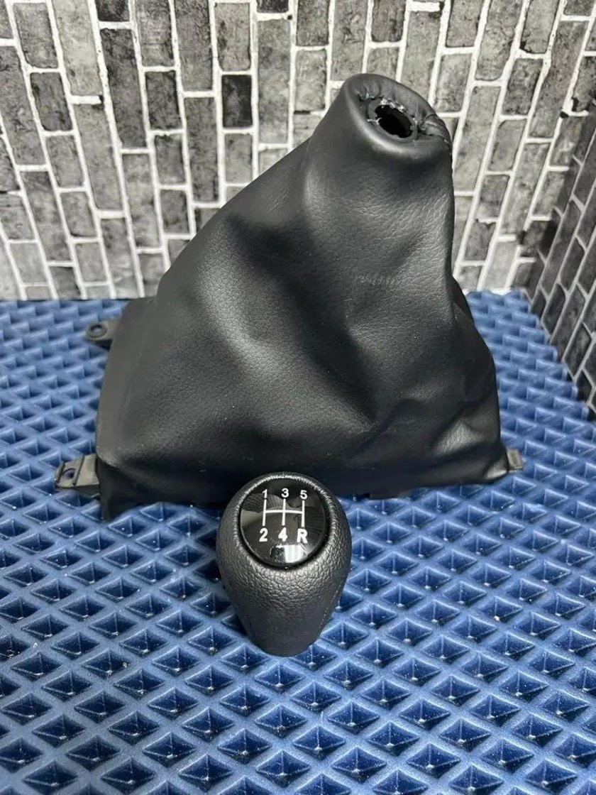 Пылеик кулисы КПП Рено Логан 1