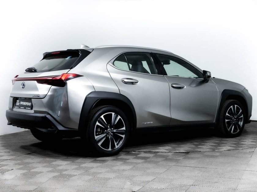 Lexus ux 200