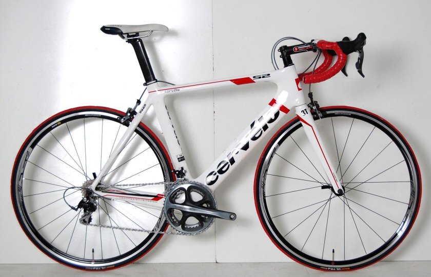 Шоссейный велосипед Cervelo