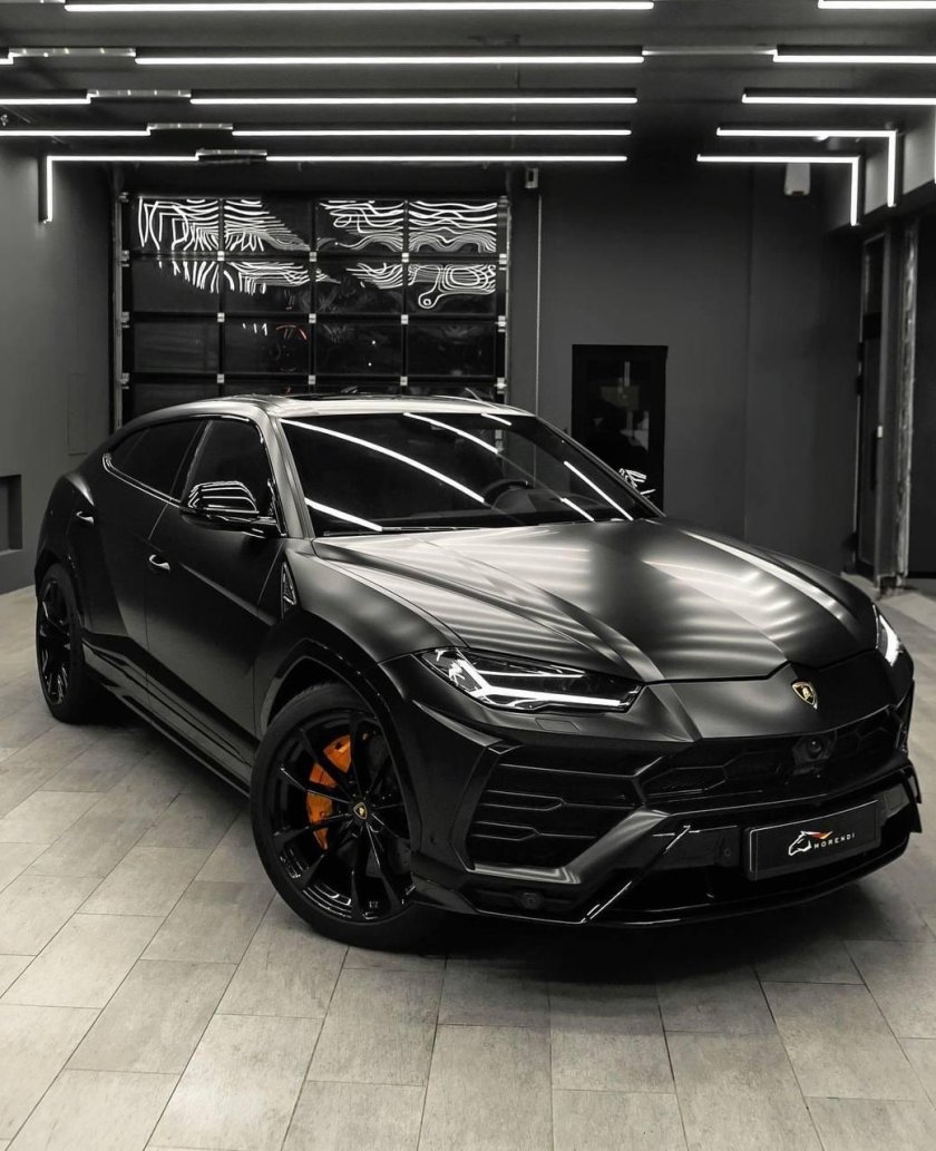 Ламборгини Урус 1 поколение