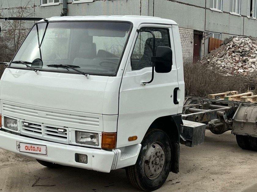 Грузовики ниссан