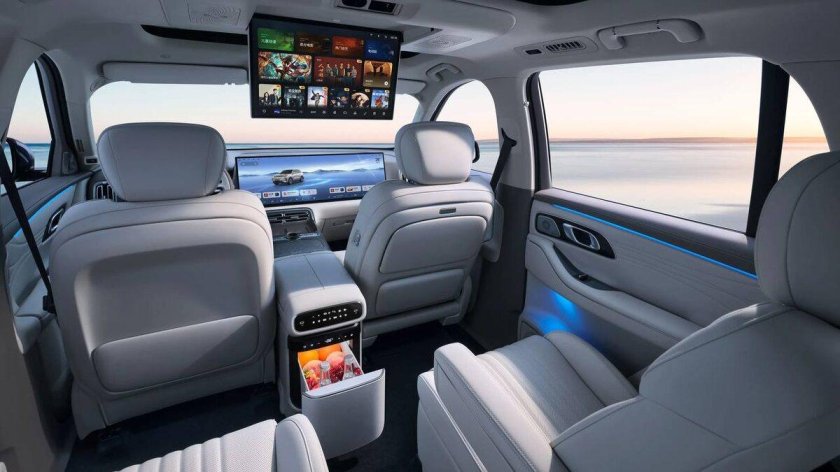 Электрический минивэн