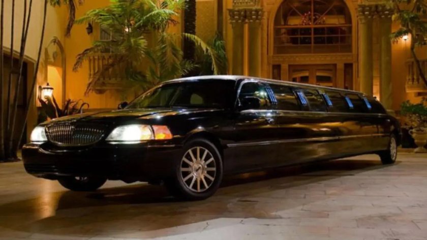 Лимузин легковой автомобиль
