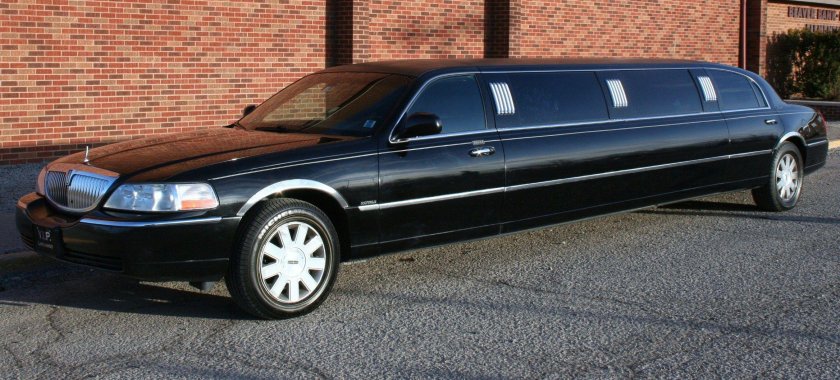 Lincoln Town car Limousine 1988