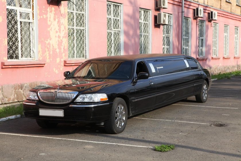 Лимузин Линкольн Таун