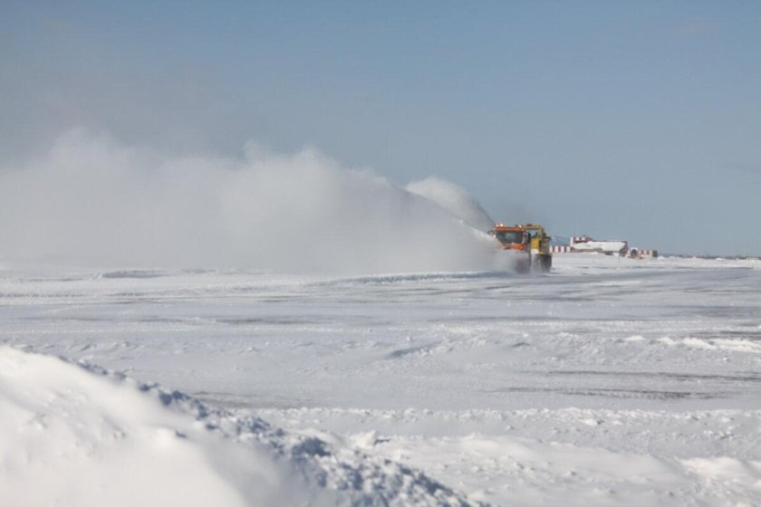 Взлетная полоса зимой