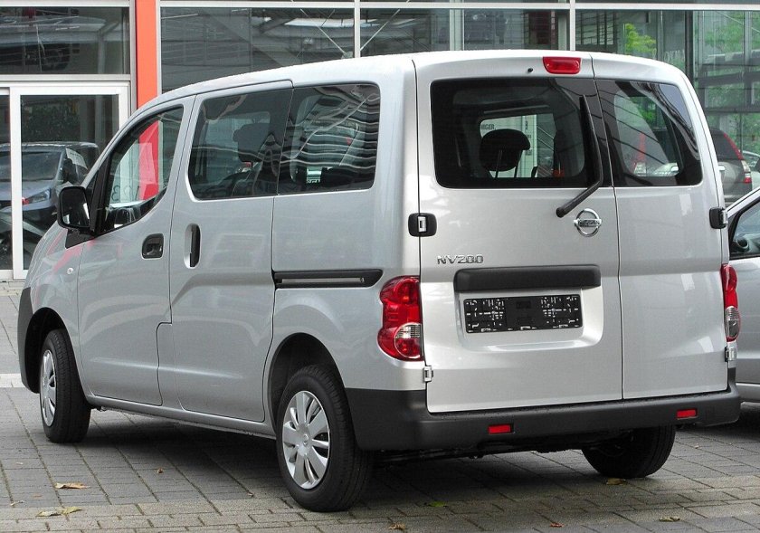 Nissan nv200 Грузопассажирский