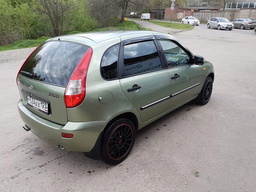 Lada Kalina хэтчбек 2011