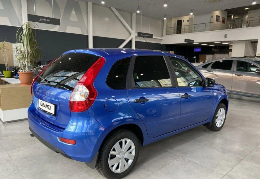 Lada Granta хэтчбек