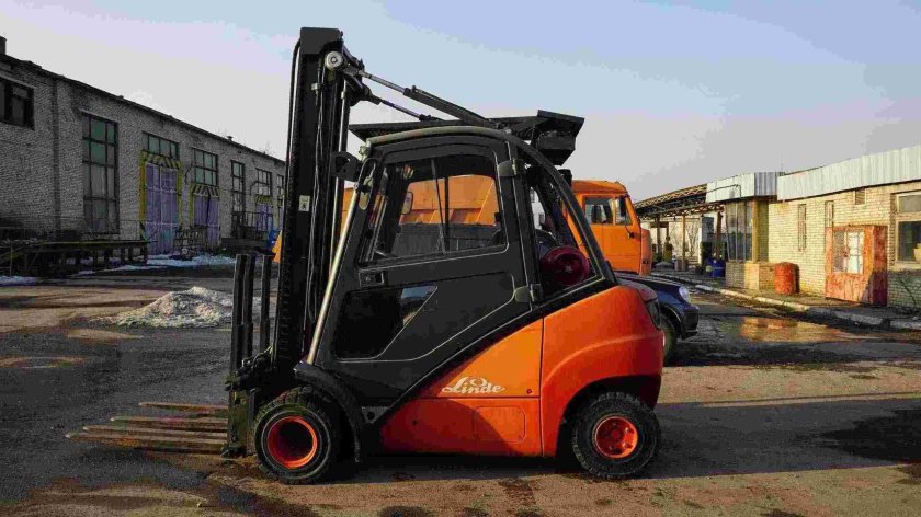 Автопогрузчик Linde h35d