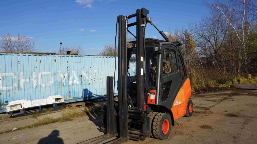 Погрузчик Linde 8 тонн