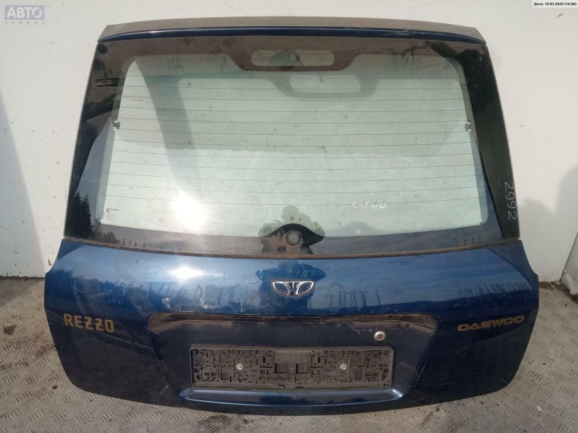 Крышка багажника реззо