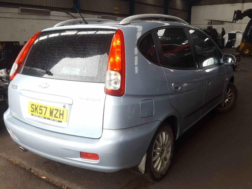 Бампер Такума и Реззо розницу