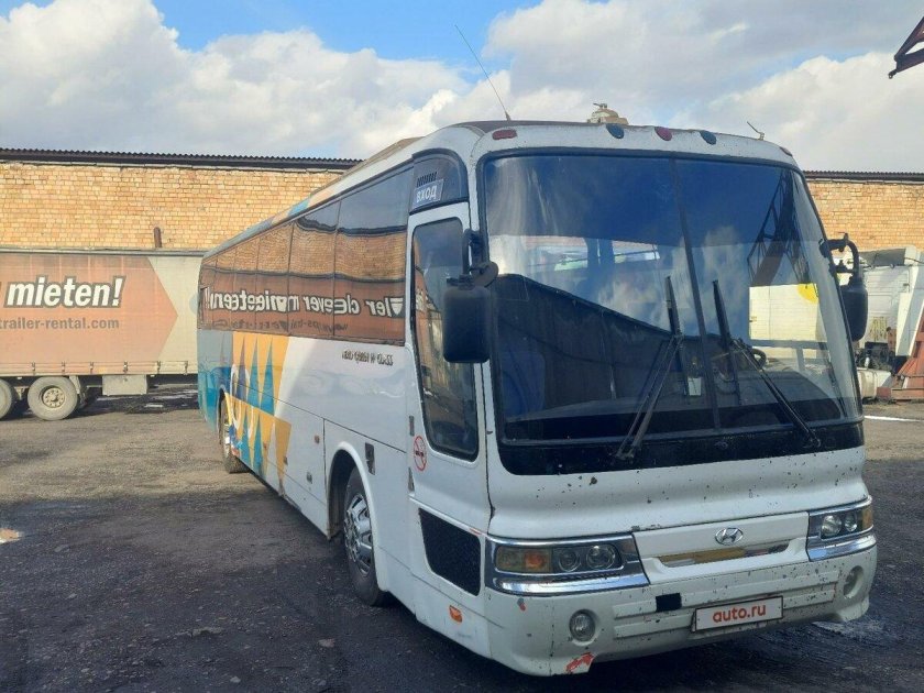 Автобус hyundai
