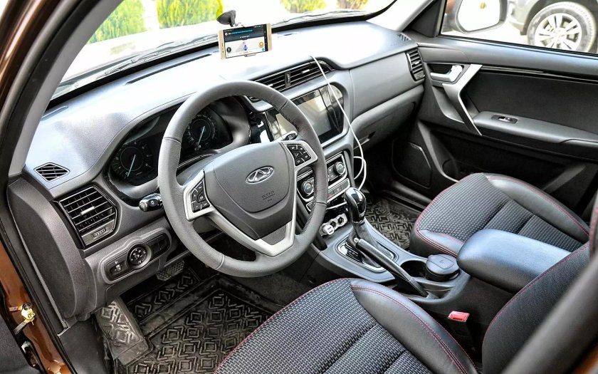 Тигго 3 салон