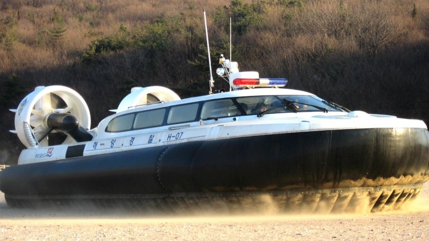 Pioneer mk3 1 Airlift Hovercraft