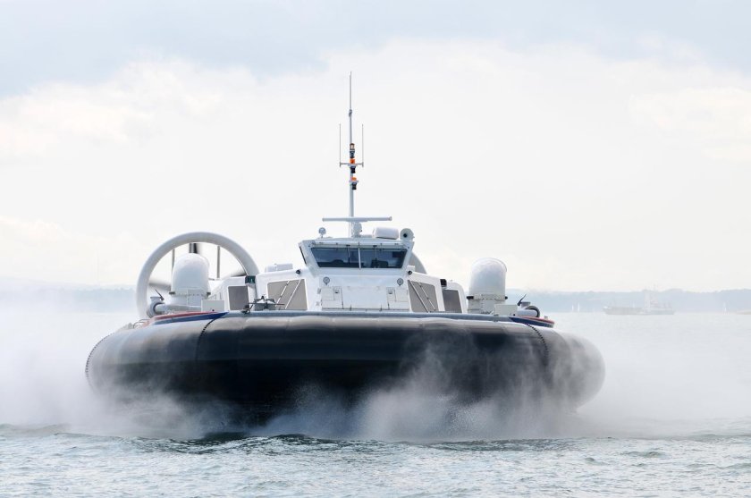 Судно на воздушной подушке Хивус