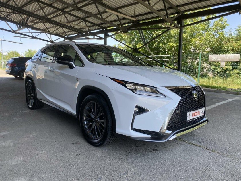 Лексус 350 2019