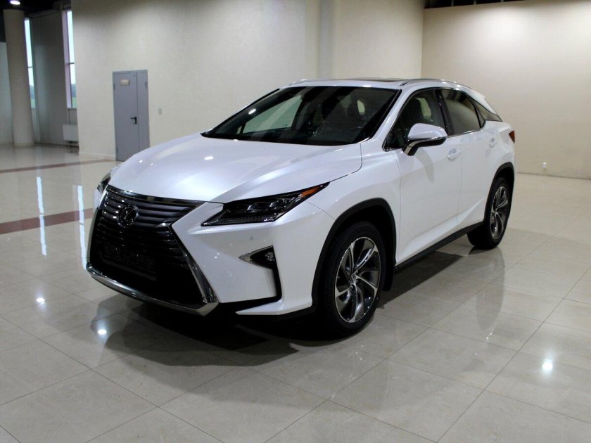 Лексус новый у официального