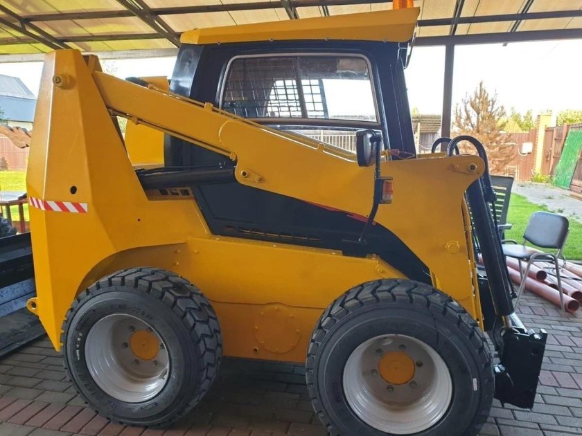 Ант 1000 мини погрузчик