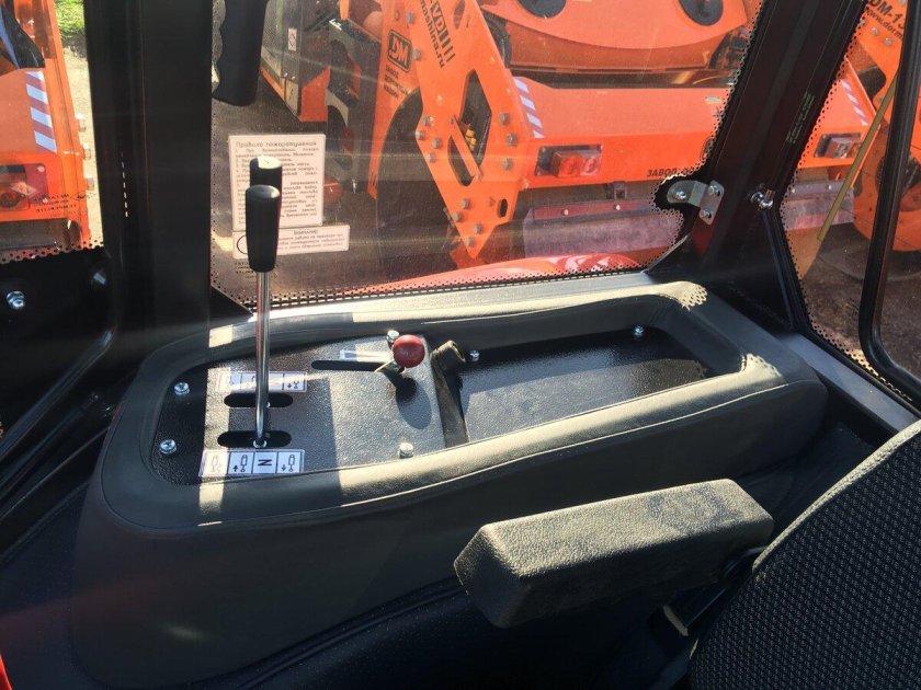 Мини экскаватор