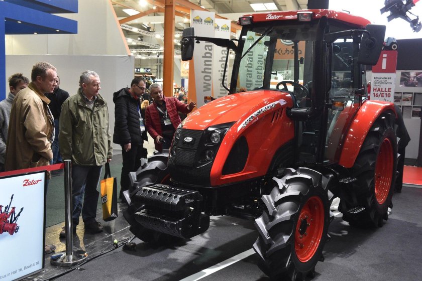 Трактор Zetor Hortus