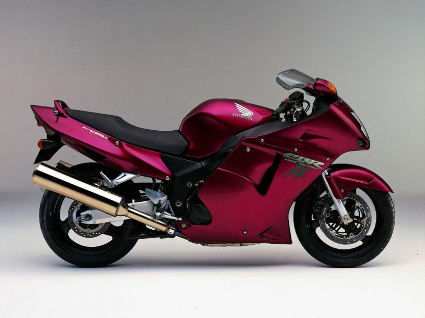 Хонда СБР 1100