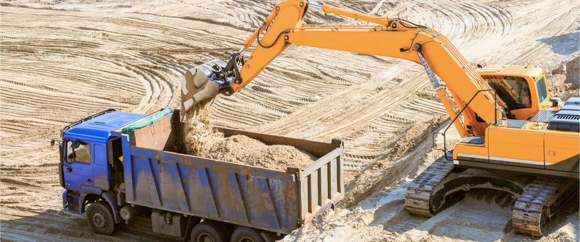 Погрузка щебня