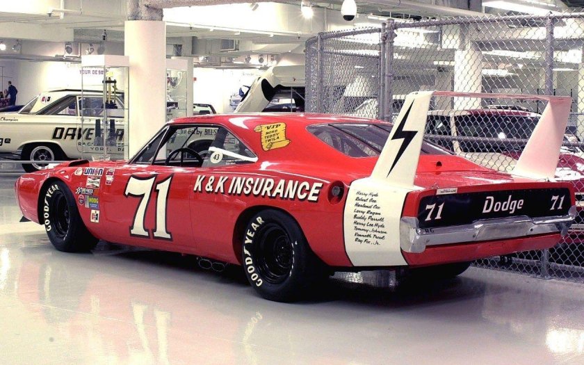 Dodge Charger Daytona 1969 NASCAR