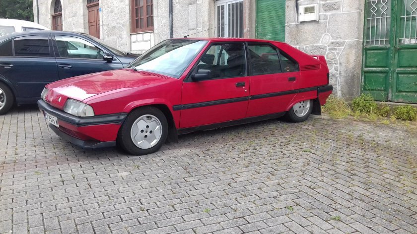 Хэтчбек Ситроен BX