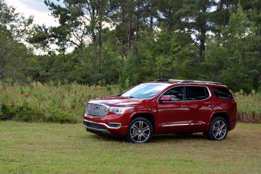 GMC Acadia Denali 2019